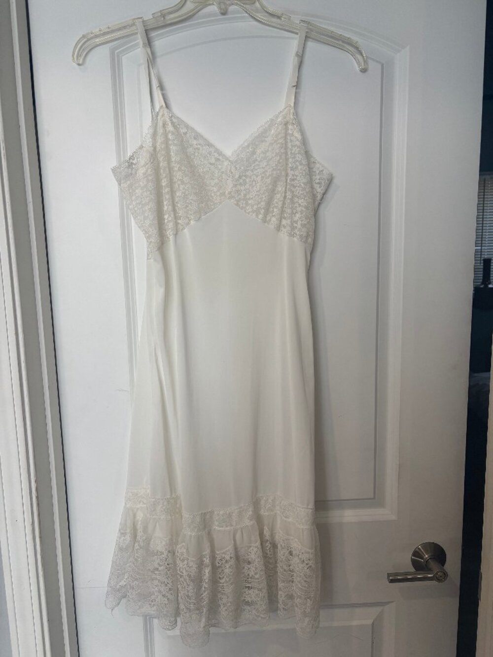 Vintage Romantic Bridal Lace Bodice & Ruffled Hem Slip Dress Off-White S/M